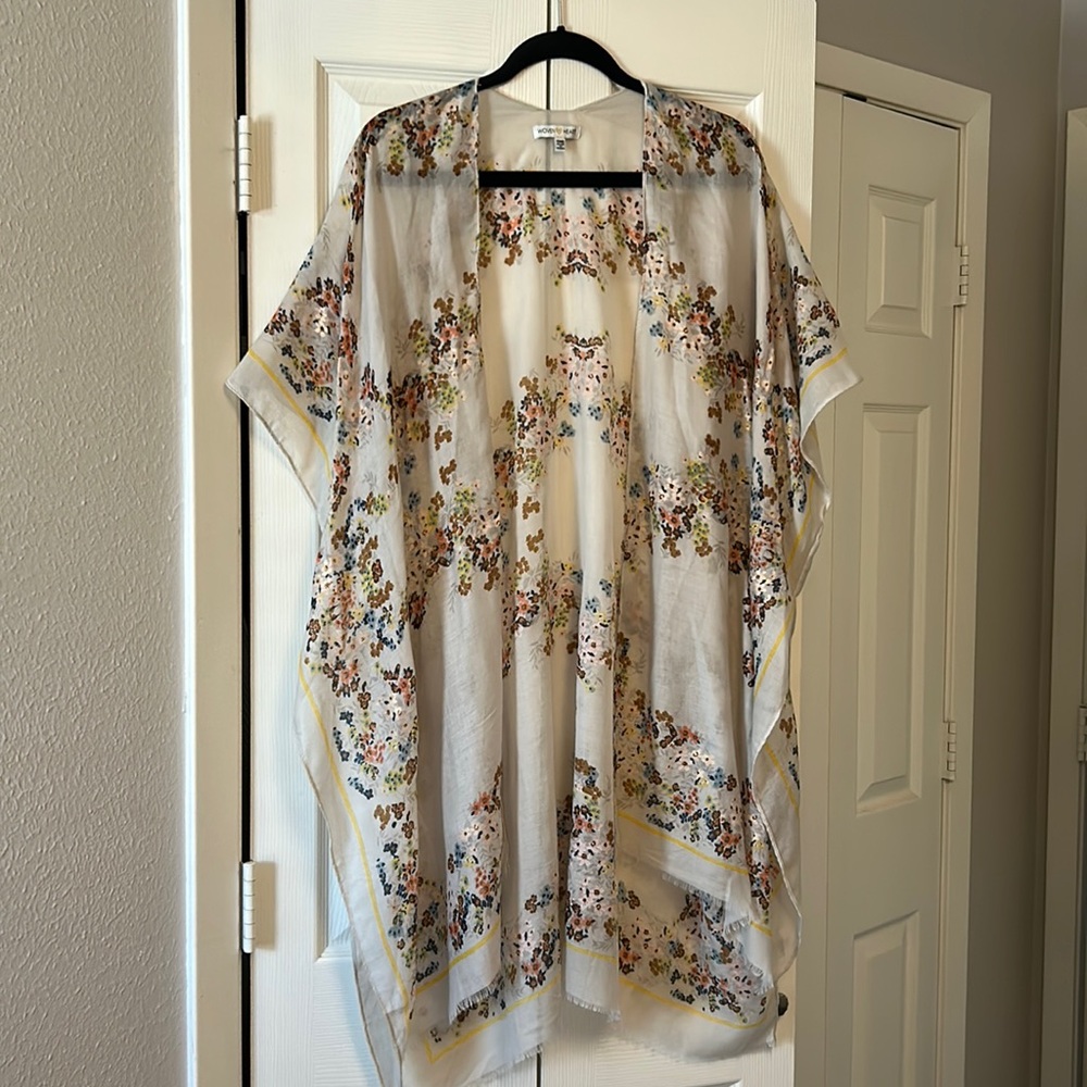 Shawl/over shirt short sleeve top
